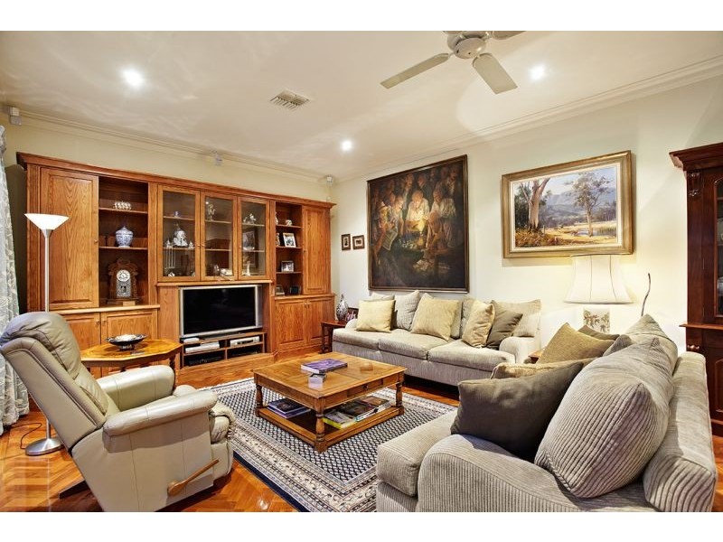 62A Alexandra Avenue, Canterbury VIC 3126