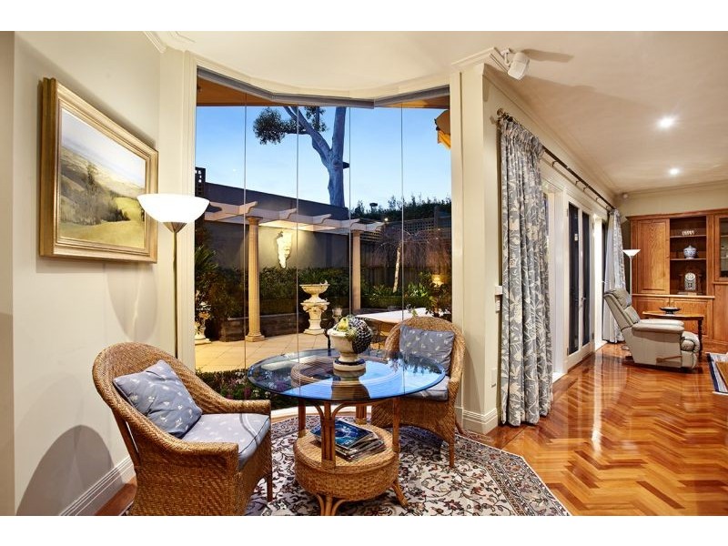 62A Alexandra Avenue, Canterbury VIC 3126