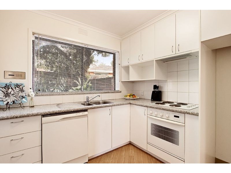 2/3 Suffolk Road, Surrey Hills VIC 3127