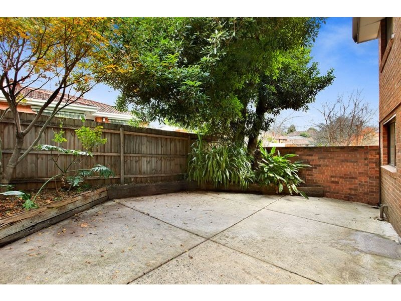 2/3 Suffolk Road, Surrey Hills VIC 3127