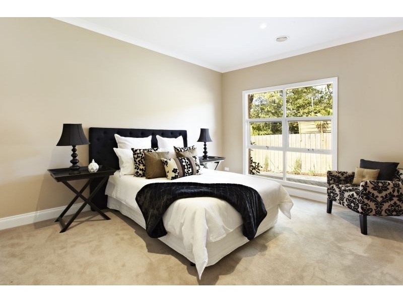 2/19 Evelina Street, Mont Albert North VIC 3129