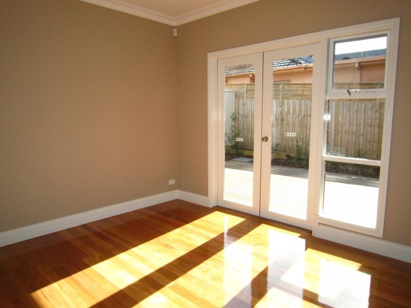 2/19 Evelina Street, Mont Albert North VIC 3129