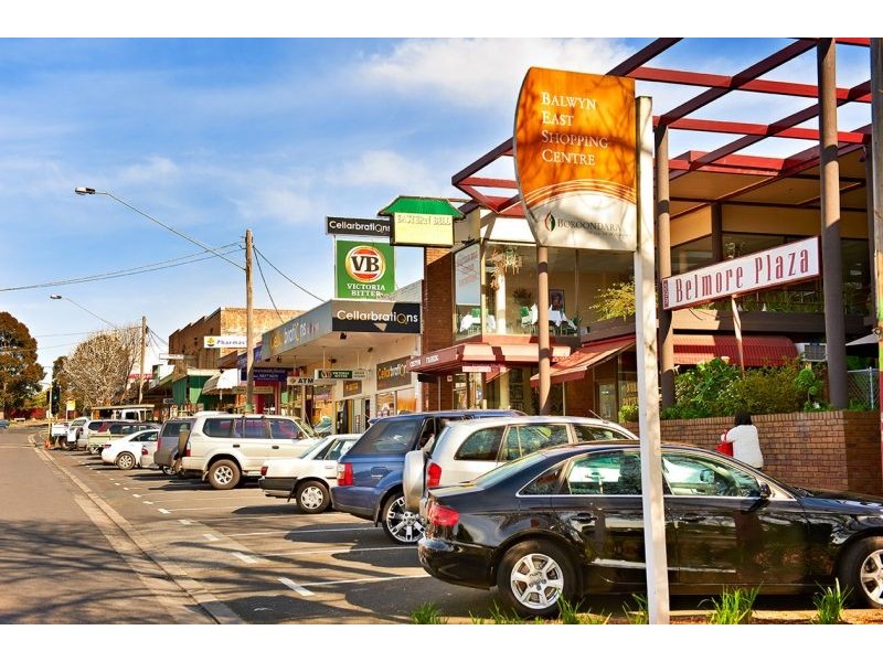 33 Orchard Crescent, Mont Albert North VIC 3129