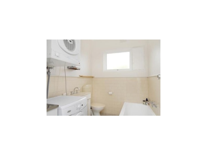 4/8 Hartington Street, Kew VIC 3101