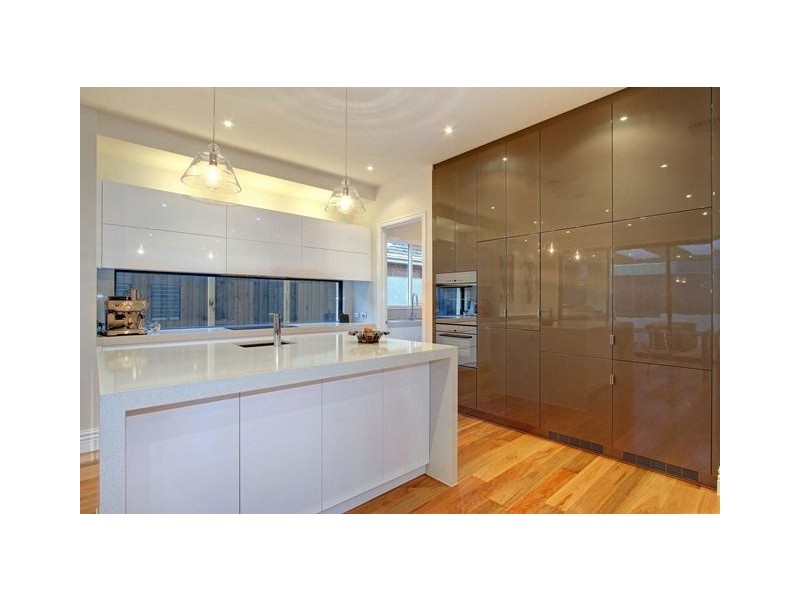 18 Olympiad Crescent, Box Hill North VIC 3129