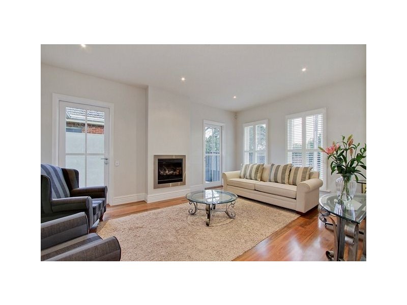 18 Olympiad Crescent, Box Hill North VIC 3129