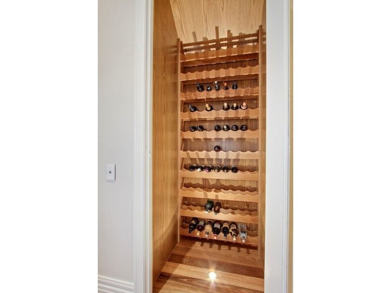 18 Olympiad Crescent, Box Hill North VIC 3129