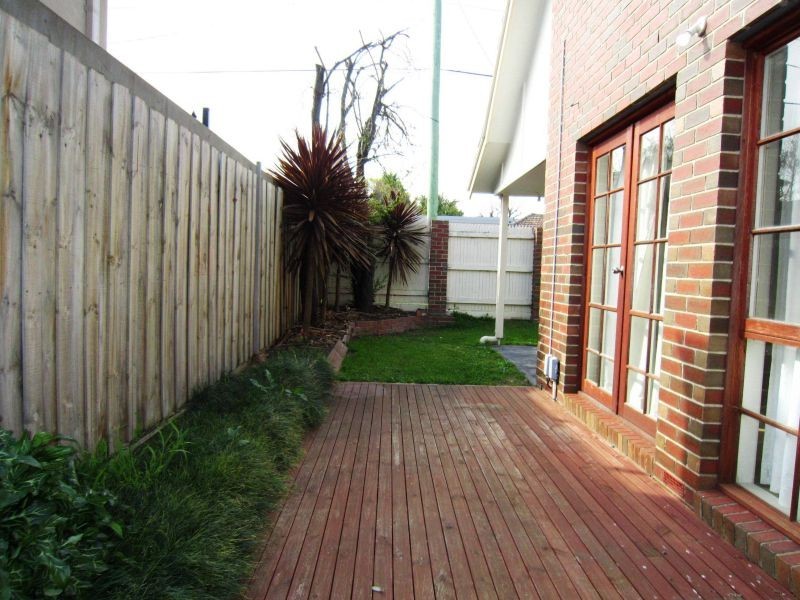 13C Puerta Street, Burwood VIC 3125