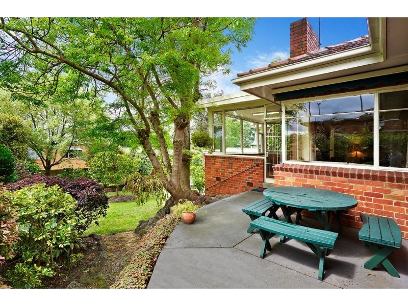 17 Cumberland Avenue, Balwyn North VIC 3104