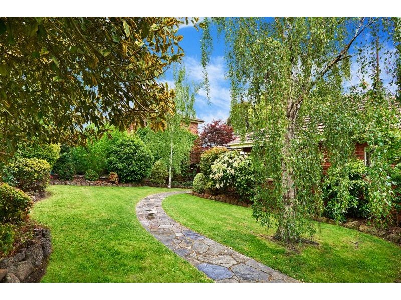 17 Cumberland Avenue, Balwyn North VIC 3104