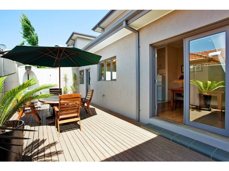 2/322 Cotham Road, Kew VIC 3101