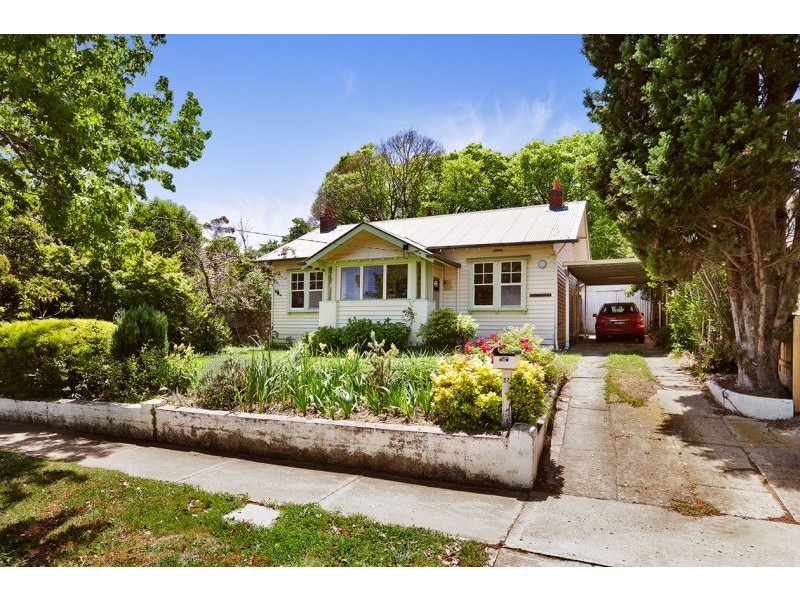 27 Rangeview Grove, Balwyn North VIC 3104