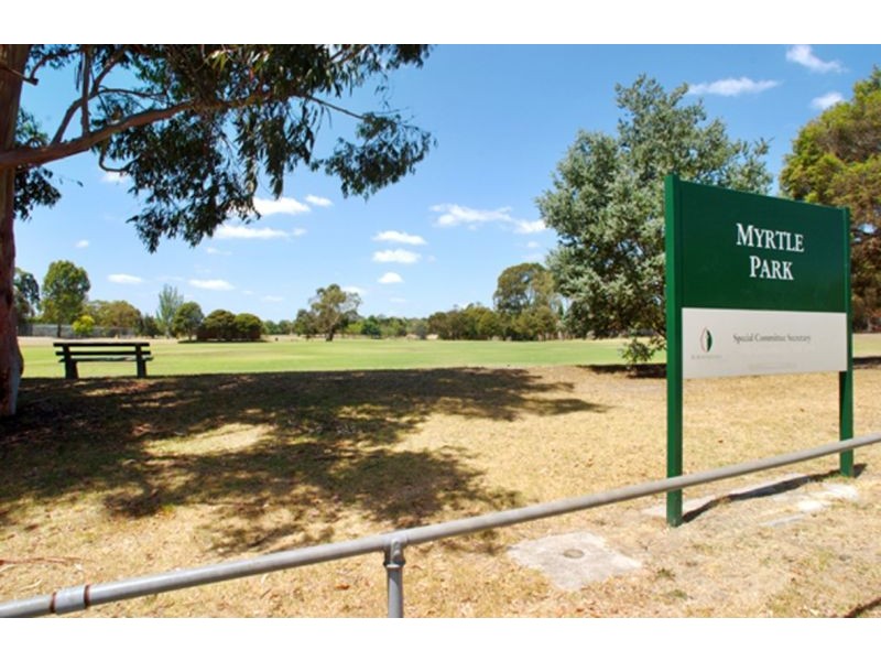 27 Rangeview Grove, Balwyn North VIC 3104