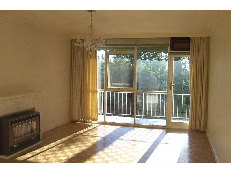 9/18 Alexandra Crescent, Surrey Hills VIC 3127