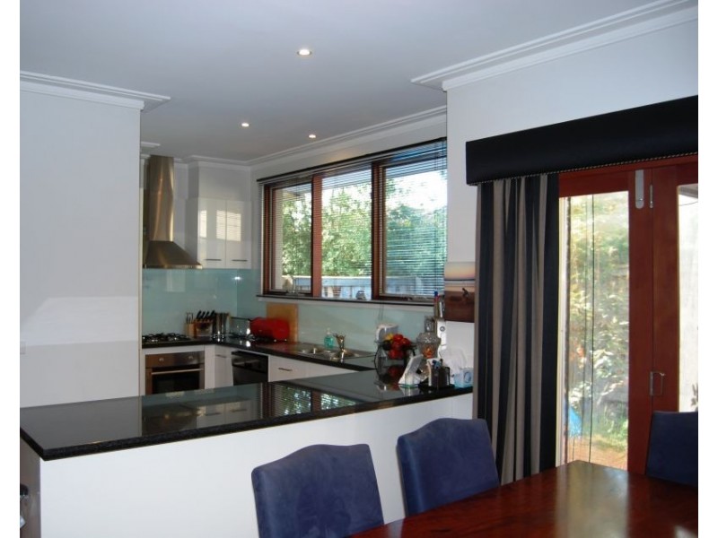 2/1 Kelba Street, Balwyn North VIC 3104