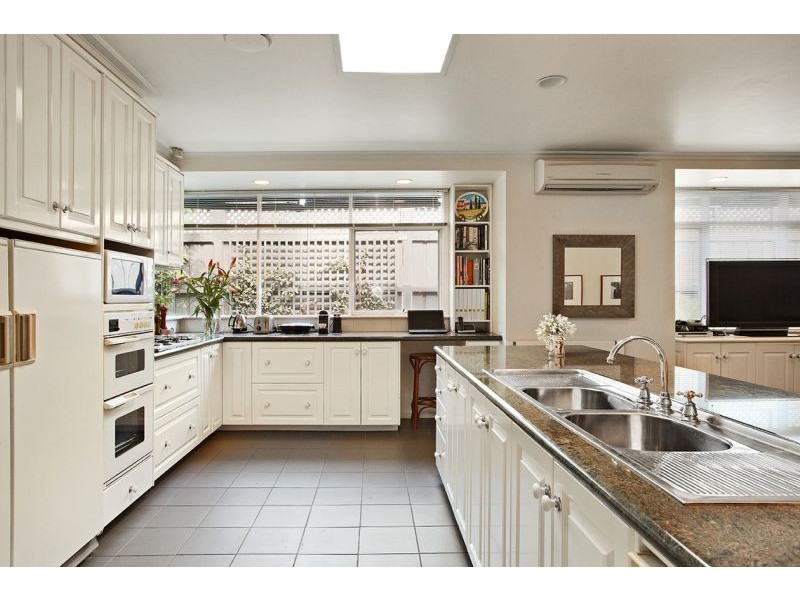 28 Salisbury Street, Balwyn VIC 3103