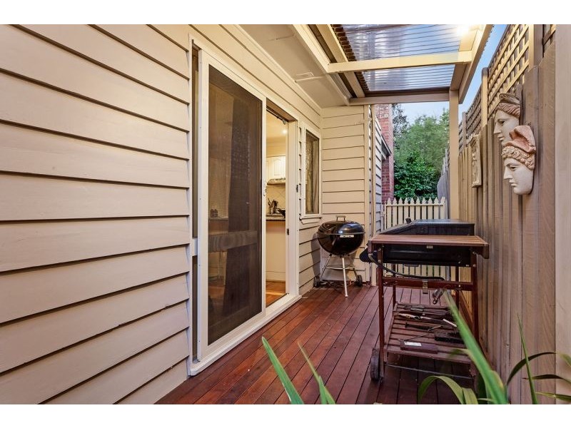 8 Darook Street, Blackburn South VIC 3130