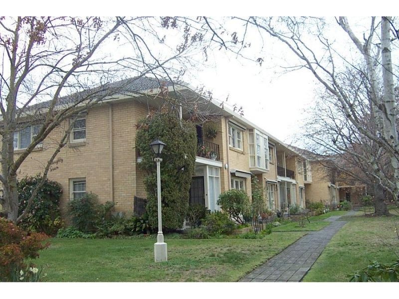 12/3 Boston Road, Balwyn VIC 3103