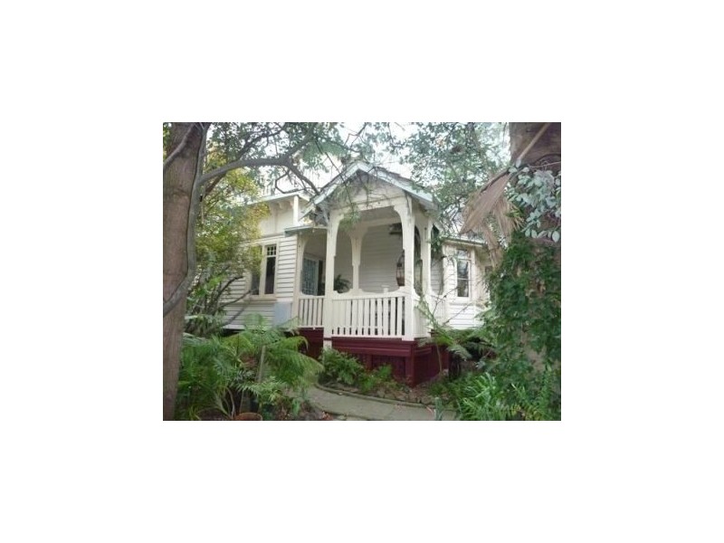1 Inglisby Road, Mont Albert VIC 3127