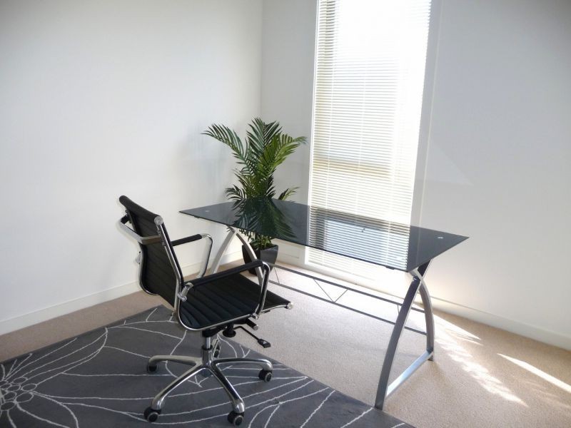 74 McDougall Drive, Melbourne VIC 3000