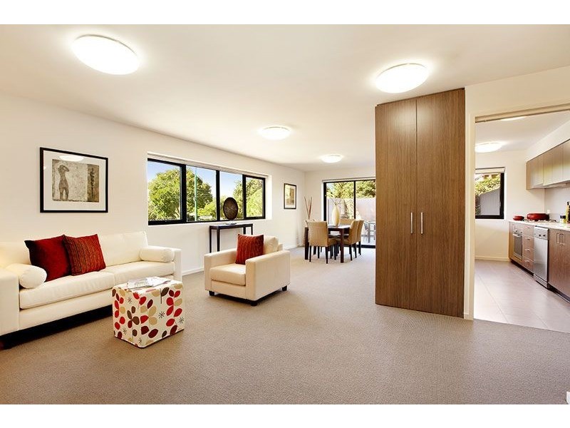 201/766 Whitehorse Road, Mont Albert VIC 3127