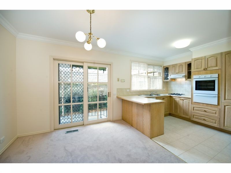 2/94 Balwyn Road, Balwyn VIC 3103