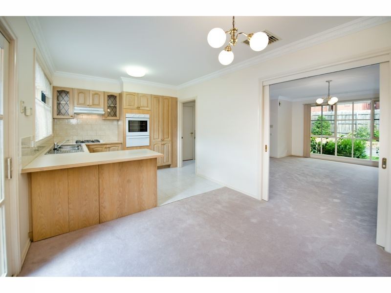 2/94 Balwyn Road, Balwyn VIC 3103