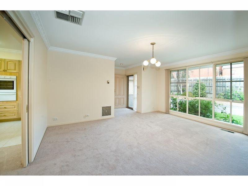 2/94 Balwyn Road, Balwyn VIC 3103