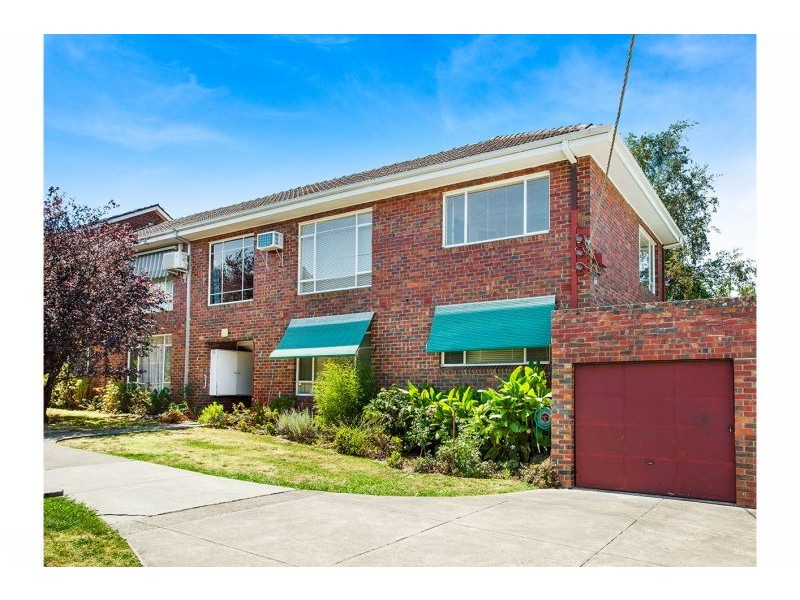 3/2A Brenbeal Street, Balwyn VIC 3103
