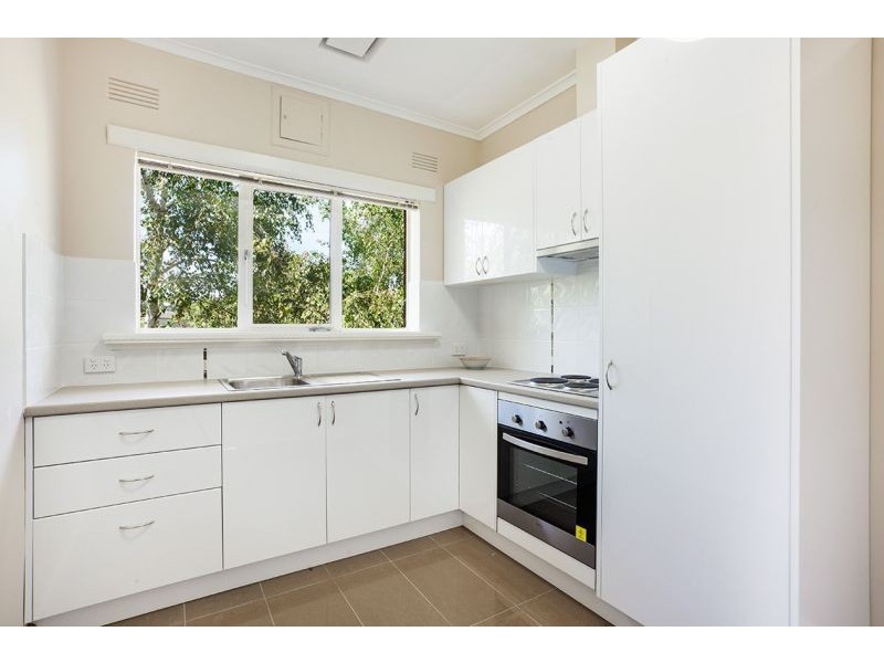 3/2A Brenbeal Street, Balwyn VIC 3103