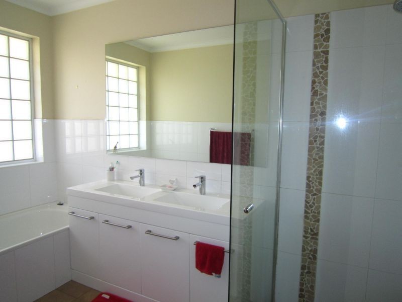 17/20 Florence Road, Surrey Hills VIC 3127