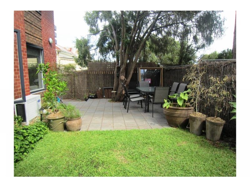 1/120 Victoria Road, Hawthorn East VIC 3123