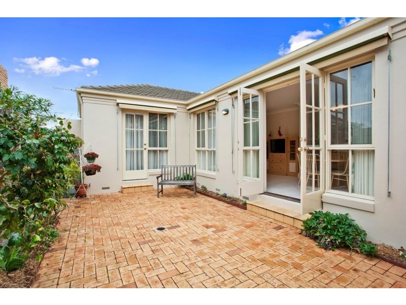 2/9 Illawarra Road, Balwyn North VIC 3104