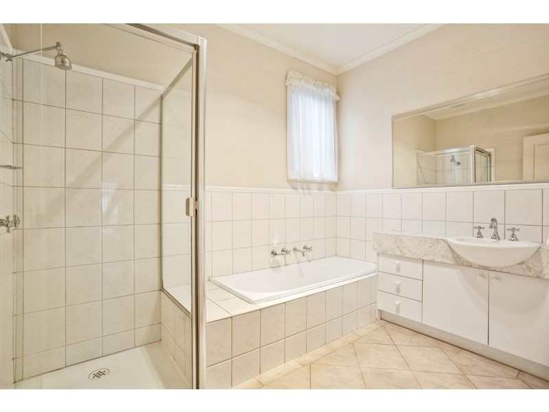 2/9 Illawarra Road, Balwyn North VIC 3104