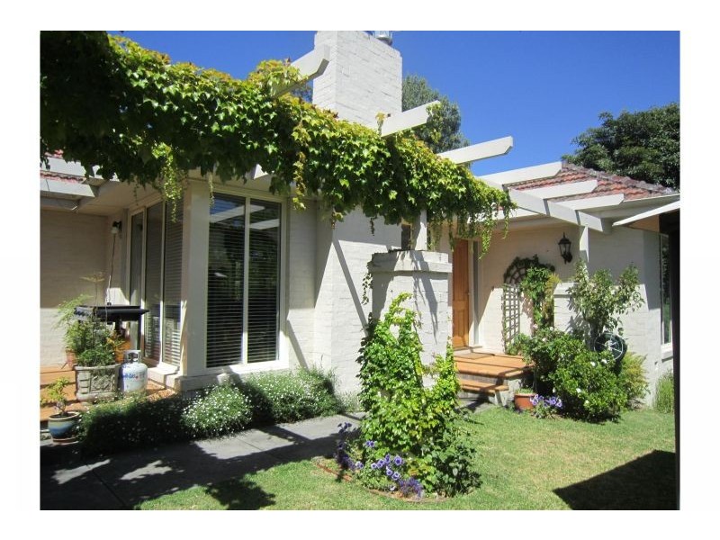 1/306 Belmore Road, Balwyn VIC 3103