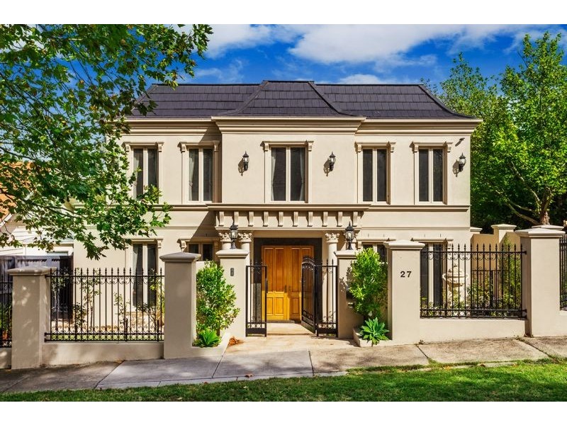 27 Boronia Street, Canterbury VIC 3126