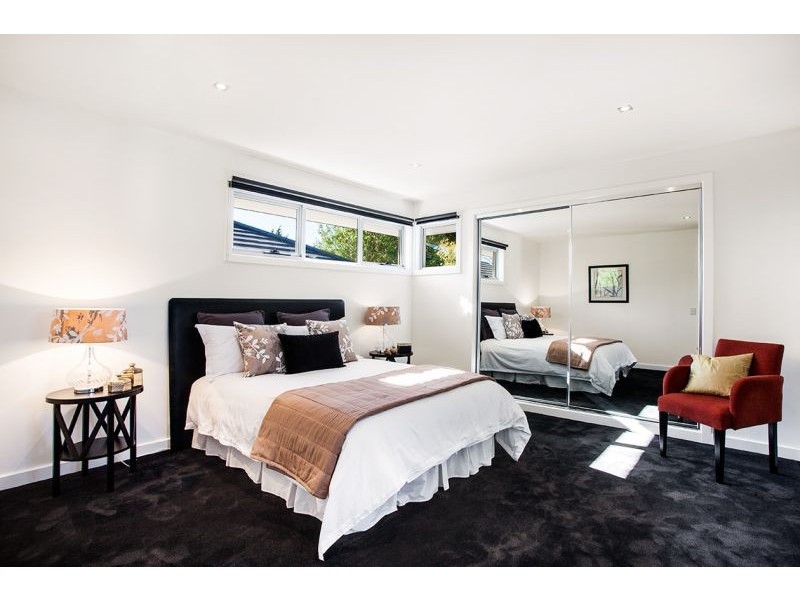 33a Bowen Road, Doncaster East VIC 3109