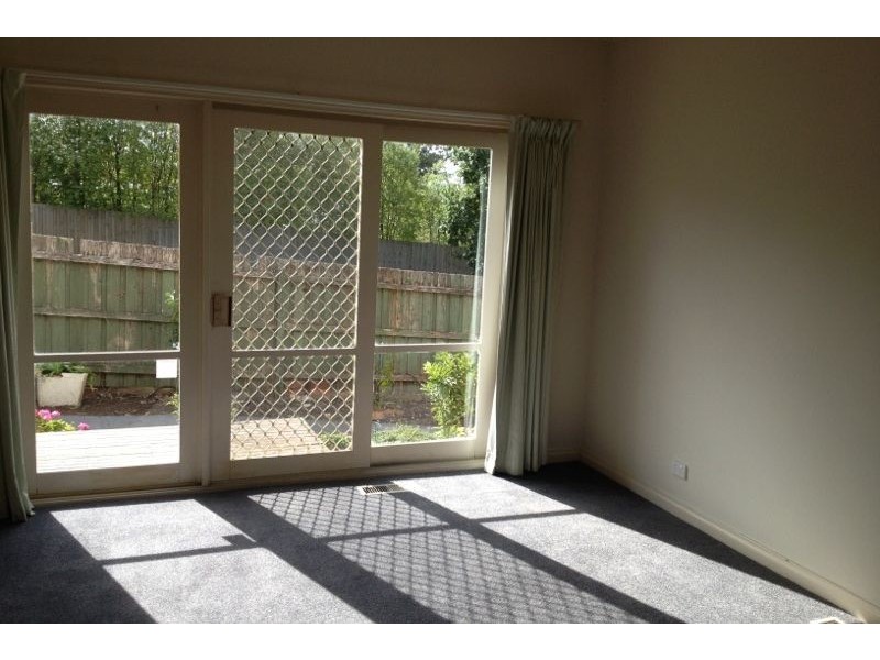 2/13 Relowe Crescent, Balwyn VIC 3103