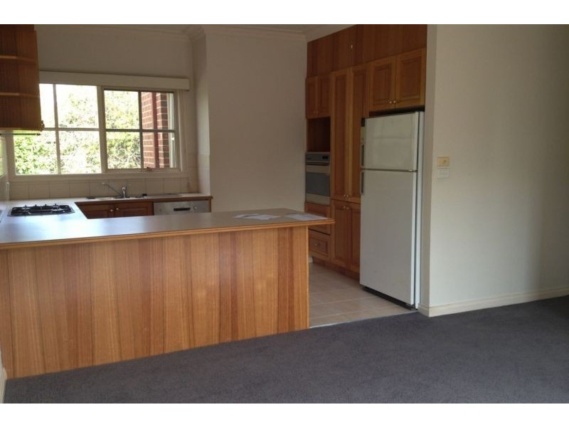 2/13 Relowe Crescent, Balwyn VIC 3103