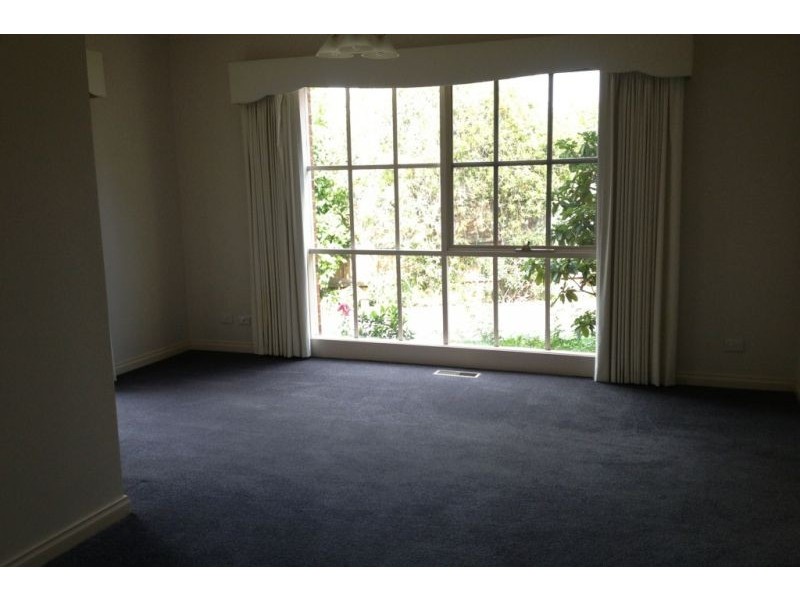 2/13 Relowe Crescent, Balwyn VIC 3103