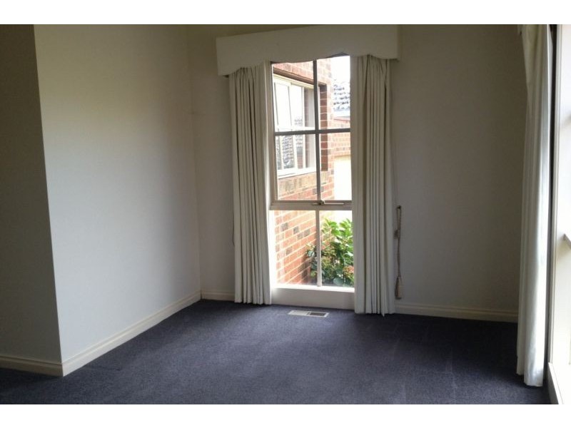 2/13 Relowe Crescent, Balwyn VIC 3103