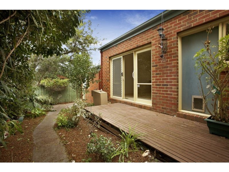 2/13 Relowe Crescent, Balwyn VIC 3103