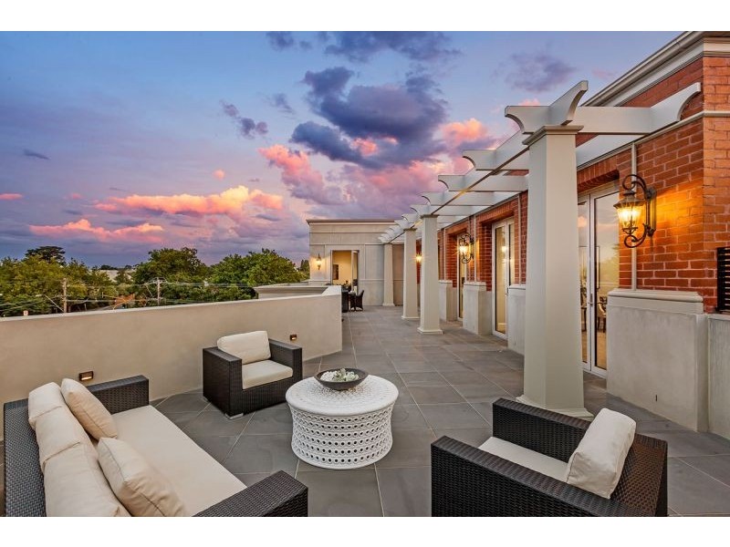 Unit 7, 39 Carson Street, Kew VIC 3101