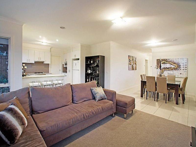 1/10-12 Belgravia Avenue, Mont Albert North VIC 3129