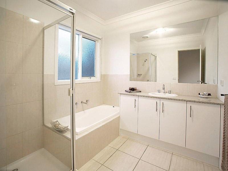 1/10-12 Belgravia Avenue, Mont Albert North VIC 3129