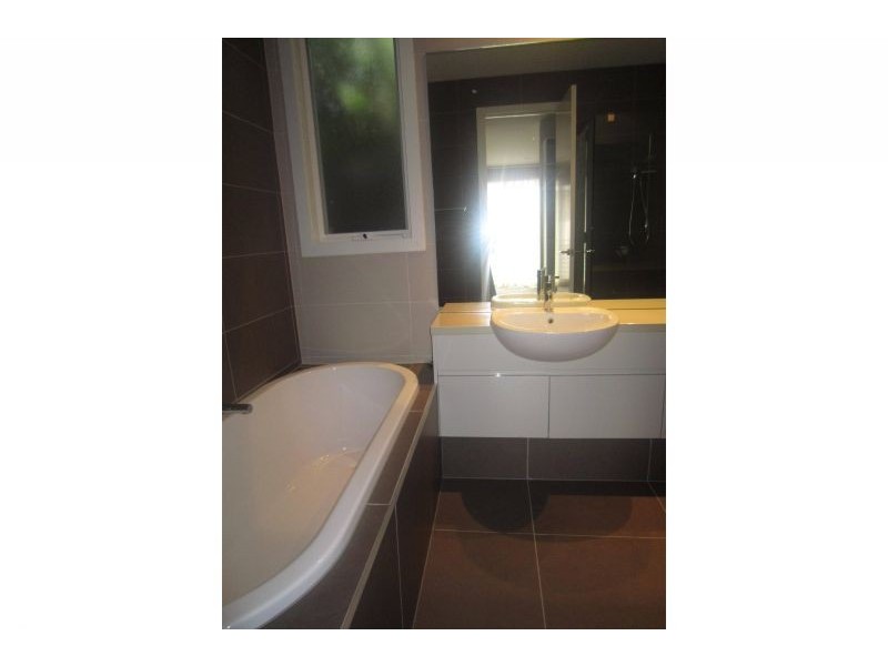 6/2 Raynes Street, Balwyn VIC 3103