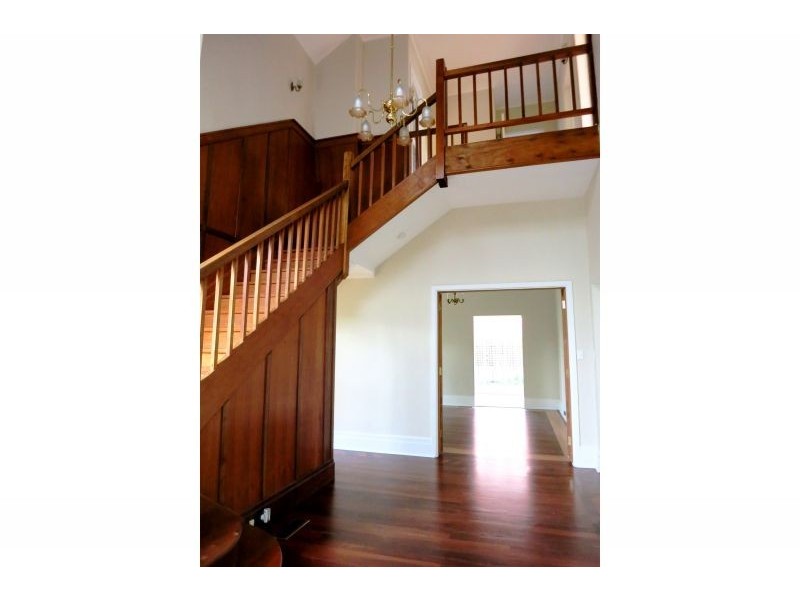 11 Boston Road, Balwyn VIC 3103