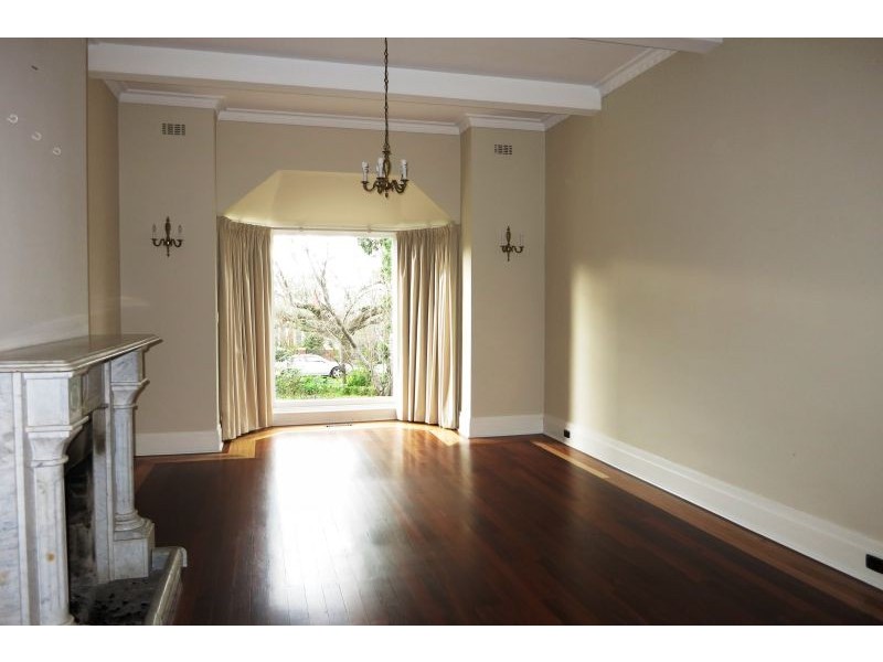 11 Boston Road, Balwyn VIC 3103