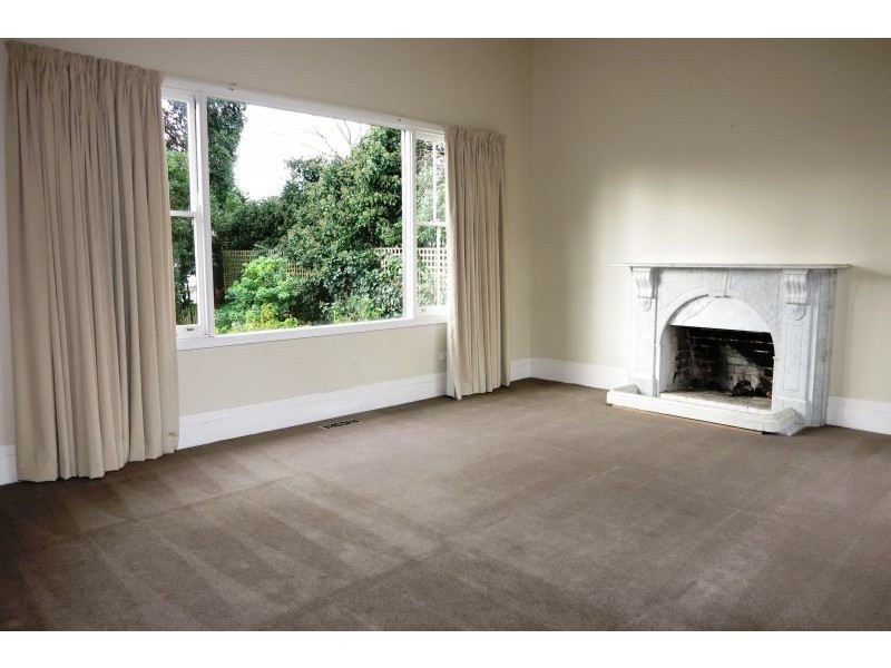 11 Boston Road, Balwyn VIC 3103