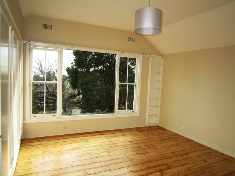 11 Boston Road, Balwyn VIC 3103